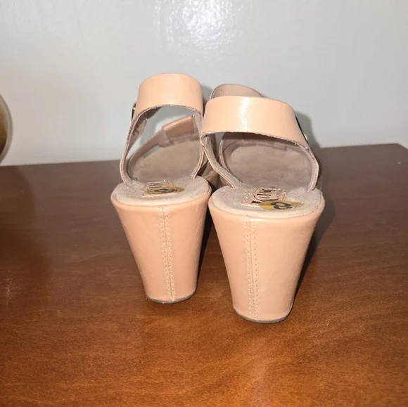 Women's Leather Wedge Heel Korks Sandals - Picture 4 of 10